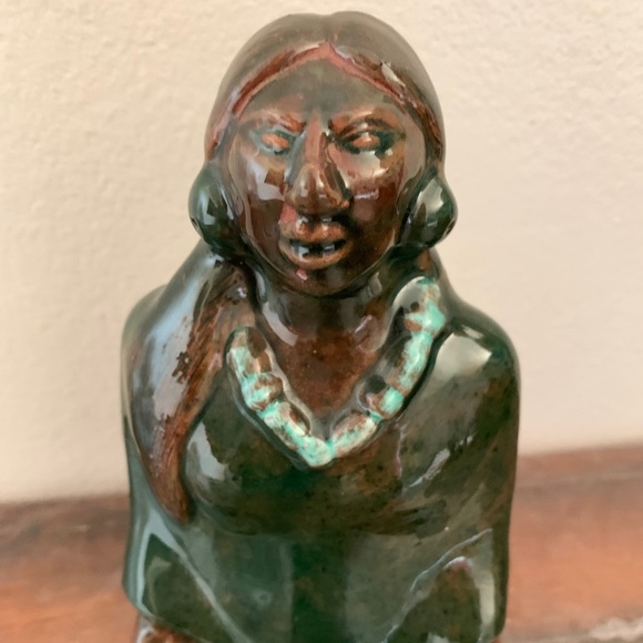 Native American Ceramic Statue - Picture 4 of 6